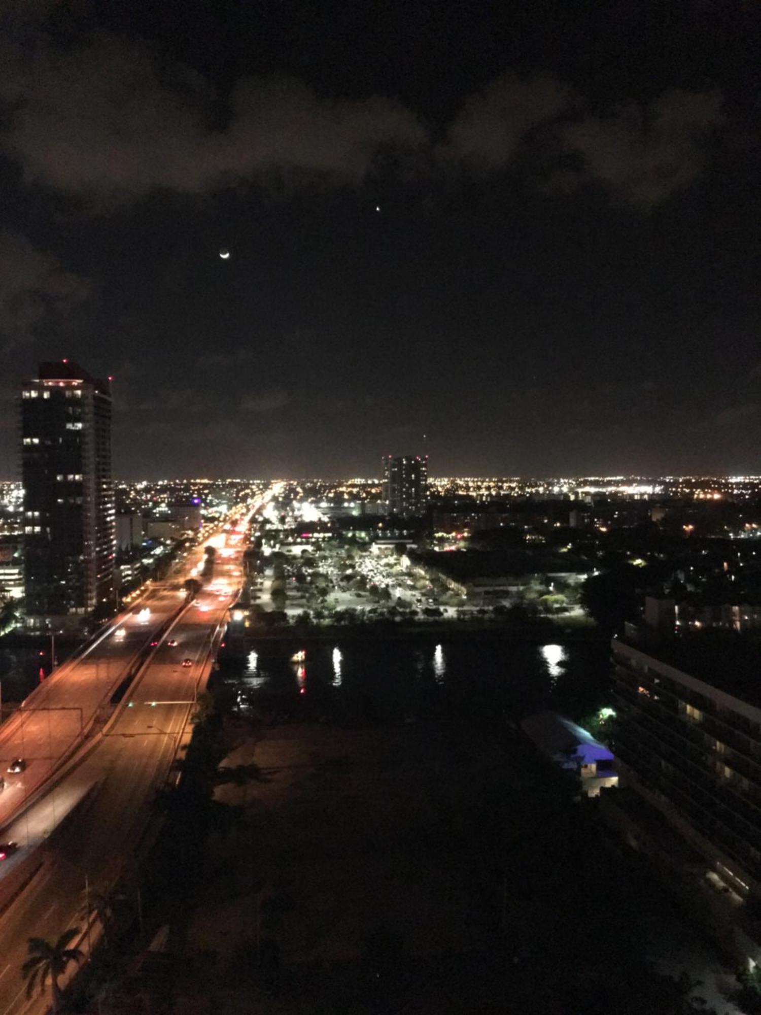 Hyde Beach 4111 S Ocean Dr ฮอลลีวูด ภายนอก รูปภาพ